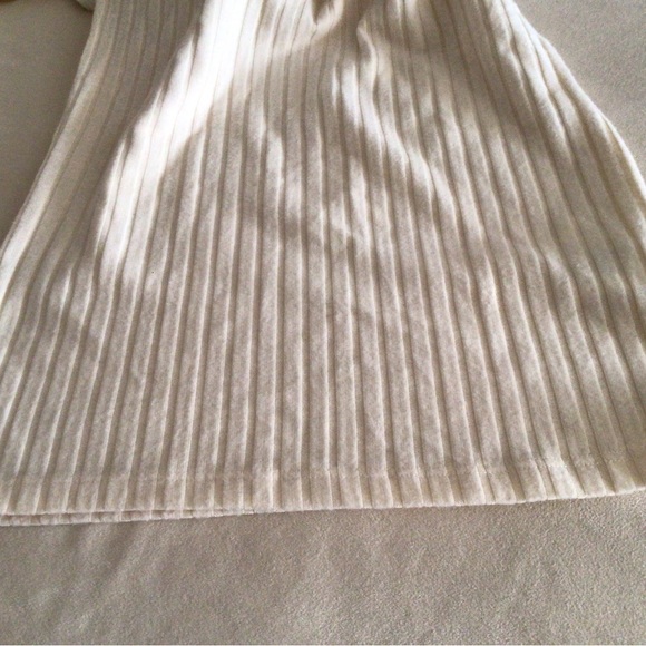 Very soft knitted turtleneck for teenage girl - Picture 5 of 6